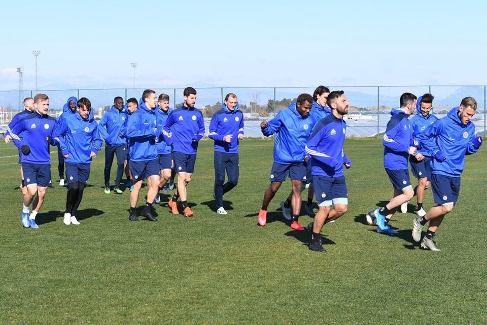 Futbalisti Slovana Bratislava na tréningu v Turecku