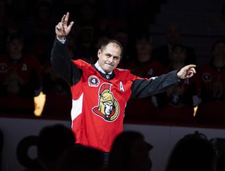 Ottawa si uctila klubového rekordéra Chrisa Phillipsa