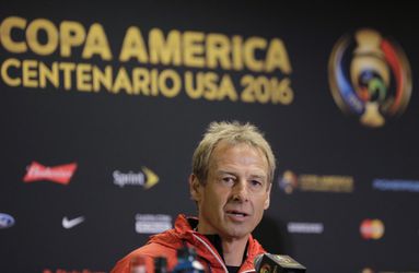 Problém s Klinsmannovou licenciou je vyriešený, proti Bayernu bude na lavičke