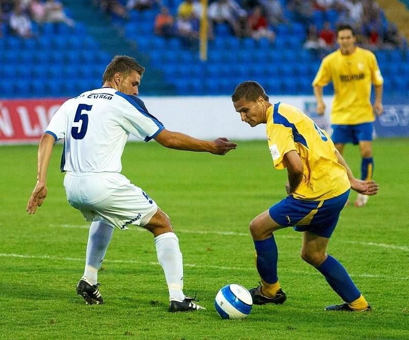 Tomáš Labun (vpravo) vyrástol v 1. FC Košice a zahral si aj za nástupnícky klub MFK Košice. 