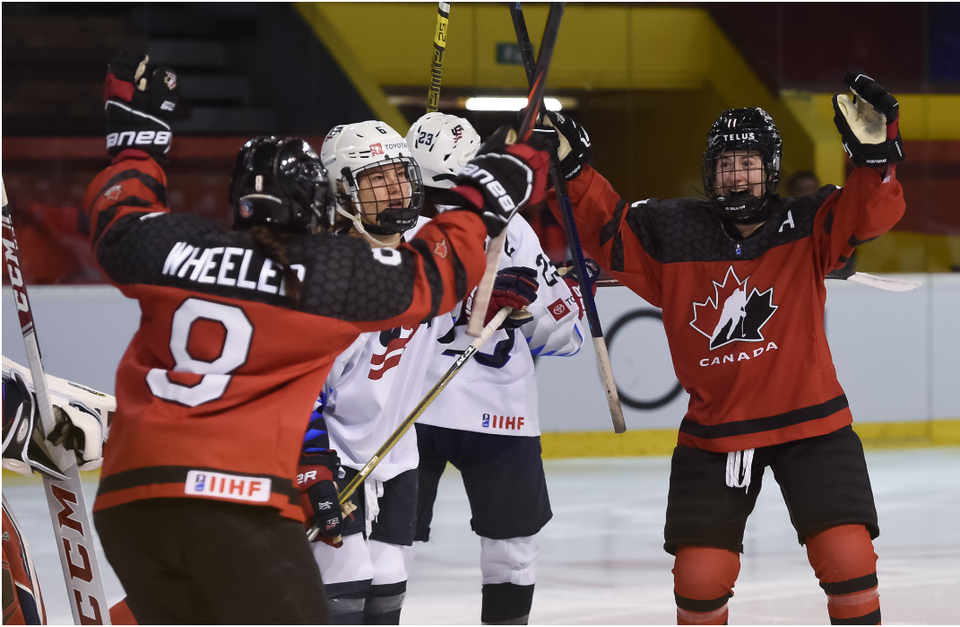 Hokejistky Kanady zvíťazili na MS žien do 18 rokov nad výberom USA