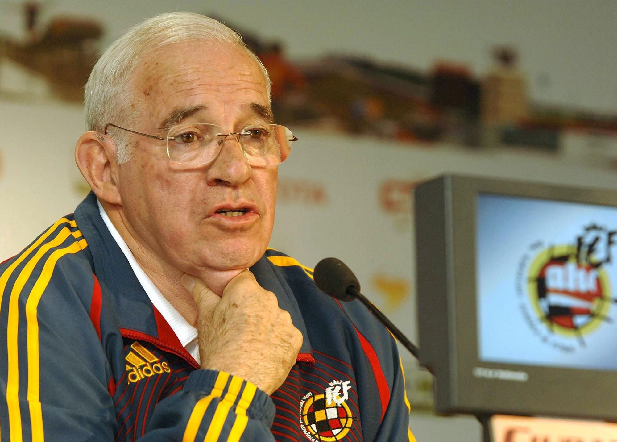 Luis Aragones