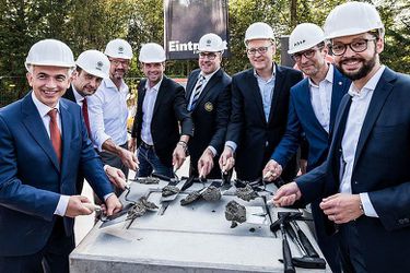 Eintracht Frankfurt odštartoval stavbu nového klubového centra