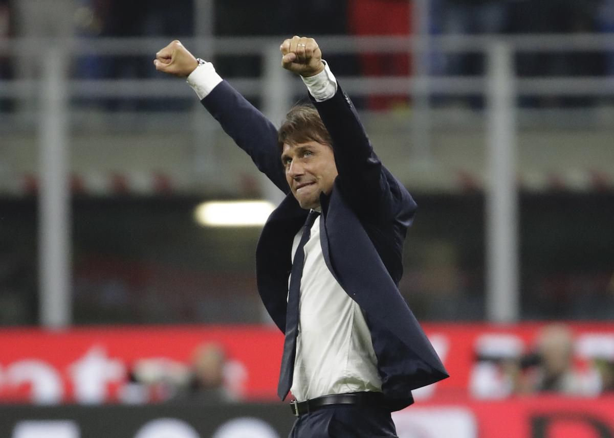 Tréner Intru Miláno Antonio Conte.