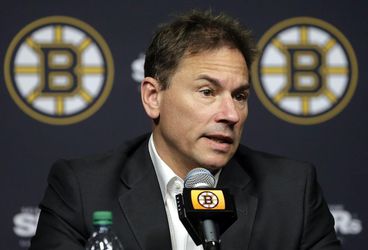 Tréner Bostonu Bruins vychválil Pastrňáka: Svojimi výkonmi ma uchvacuje