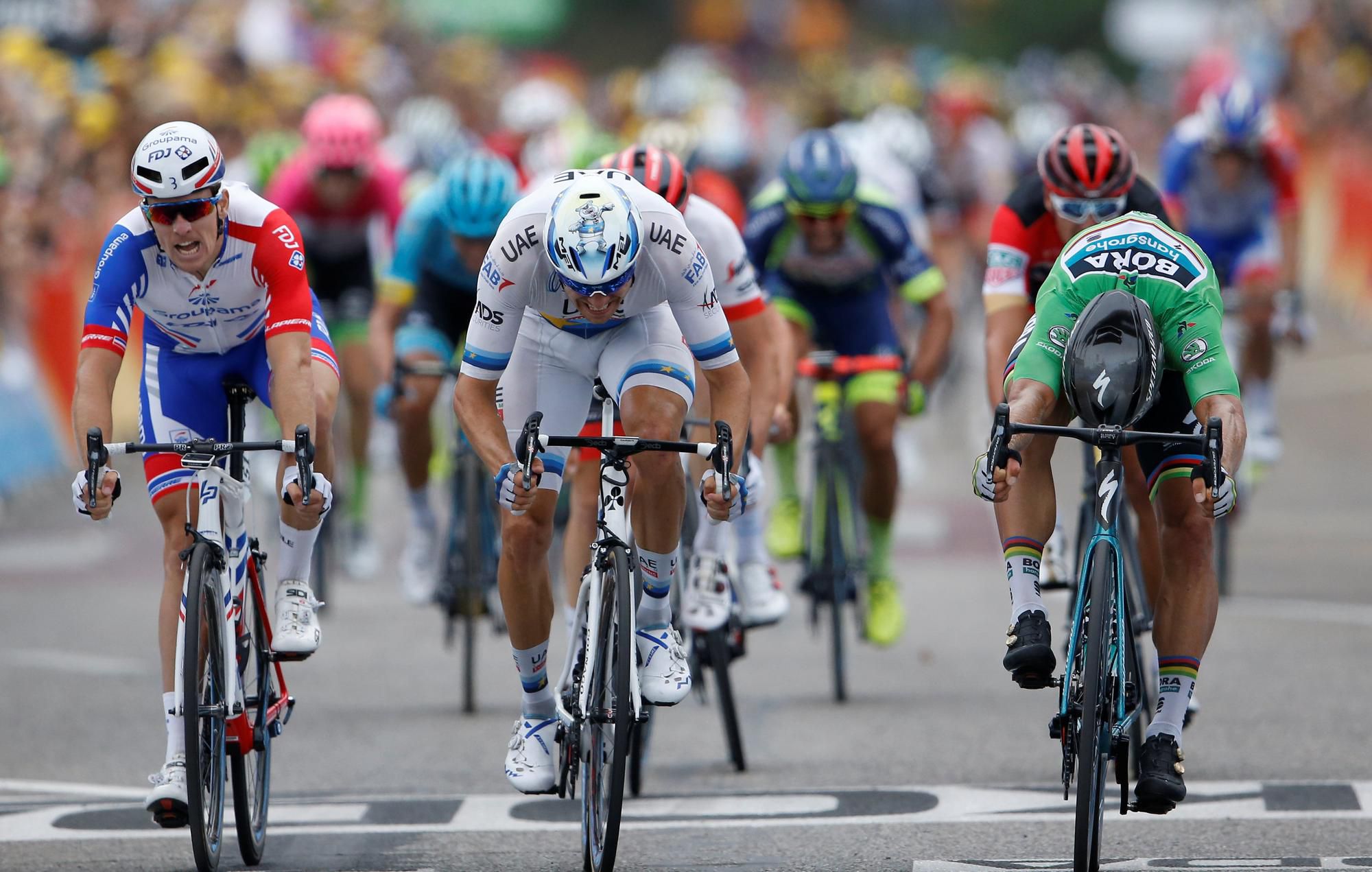 súboj Arnauda Démara, Alexandra Kristoffa a Petra Sagana v 13. etape