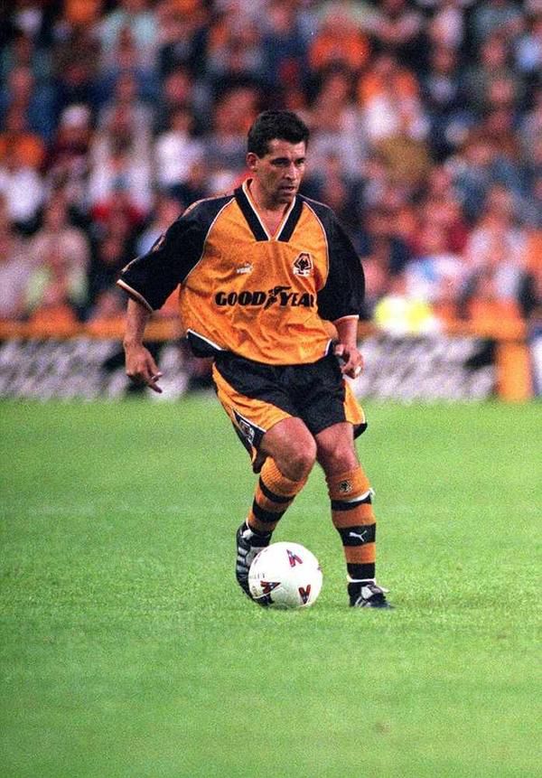 Andy Thompson v roku 1996 v drese Wolverhamptonu Wanderers.