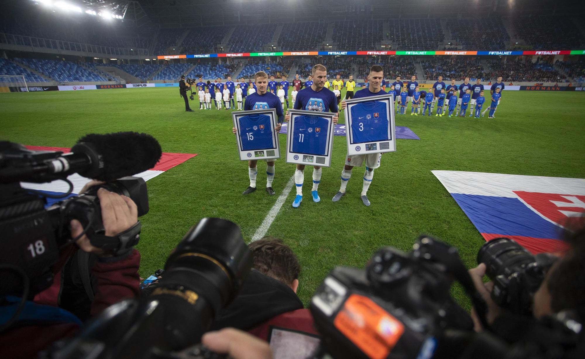 Martin Škrtel, Adam Nemec a Tomáš Hubočan sa na Tehelnom poli lúčia s reprezentáciou