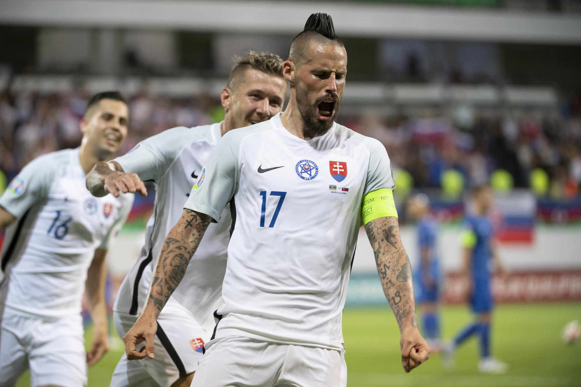 Kapitán Marek Hamšík (Slovensko) sa raduje po strelení gólu.