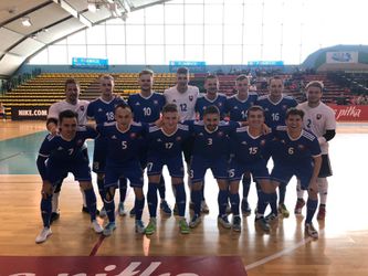 Futsal: Slováci na Vyšehradskom pohári vysoko prehrali s Českom