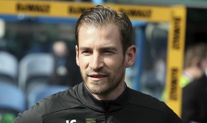 Huddersfield po zlom štarte do sezóny prepustil trénera Siewerta