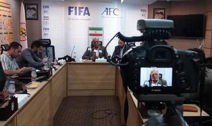 Šéf Iránskej futbalovej federácie hrozil novinárom statou práce kvôli „ provokáciám”