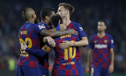 Prekvapujúci návrat slávneho mena do FC Barcelona? Trénera Valverdeho môže nahradiť už v lete