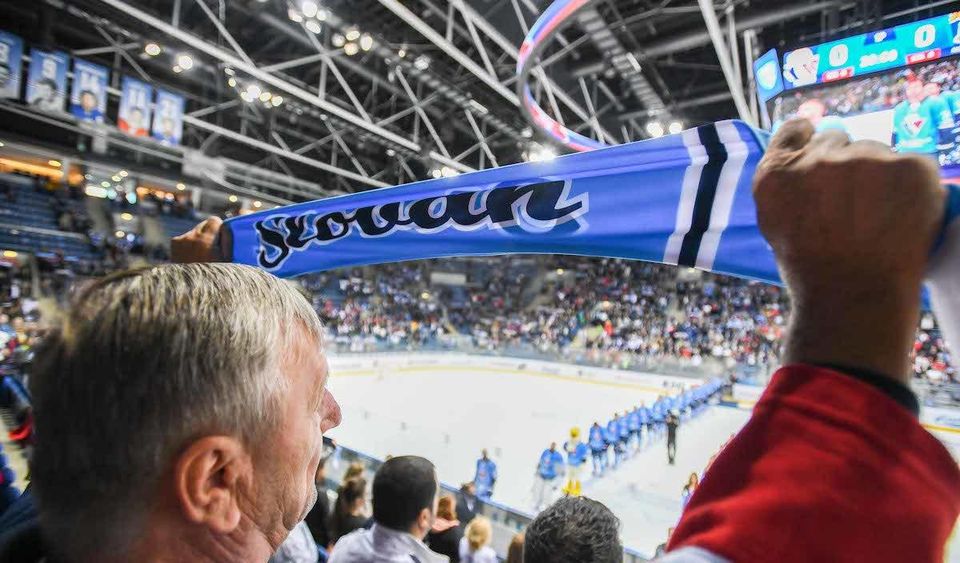 Fanúšik HC Slovan Bratislava