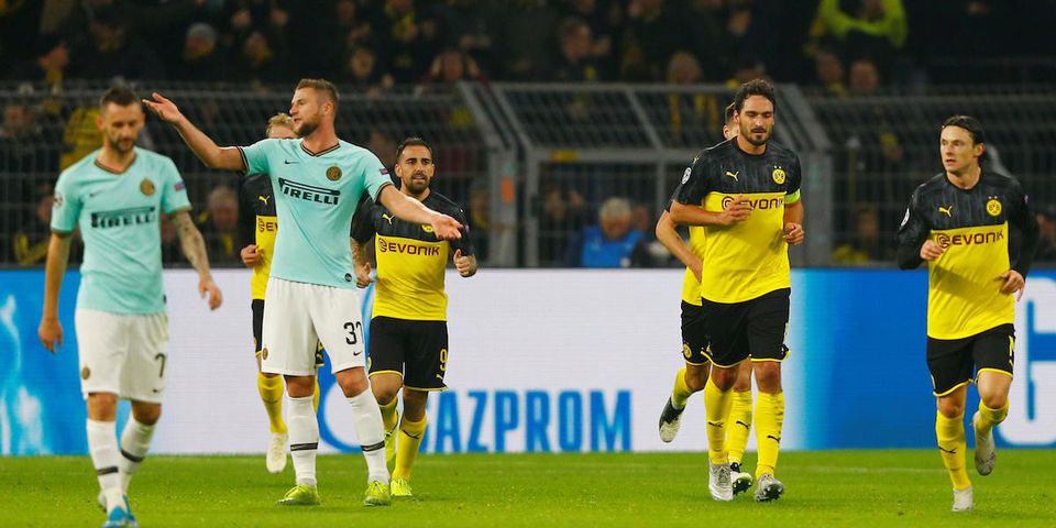 Milan Škriniar v zápase Borussia Dortmund - Inter Miláno