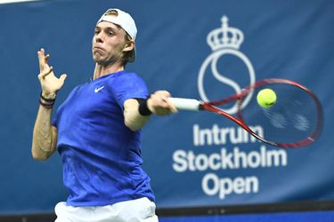 ATP Štokholm: Vo finále sa predstavia Krajinovič a Shapovalov