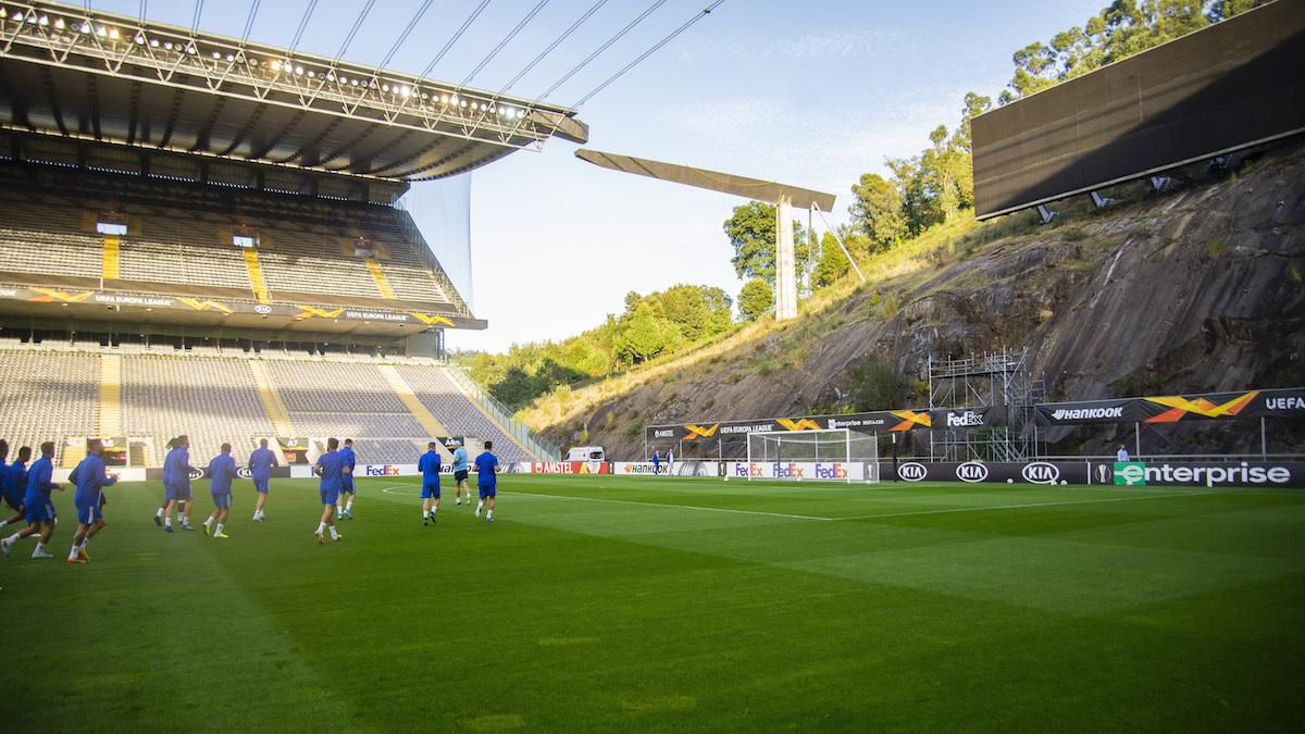 Futbalisti ŠK Slovan Bratislava počas tréningu pred zápasom s Bragou.