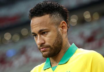 Zranený Neymar vynechá ďalšie zápasy brazílskej reprezentácie
