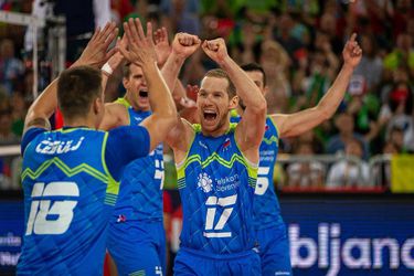 ME: Volejbalisti Slovinska v semifinále zastavili suverénných Poliakov