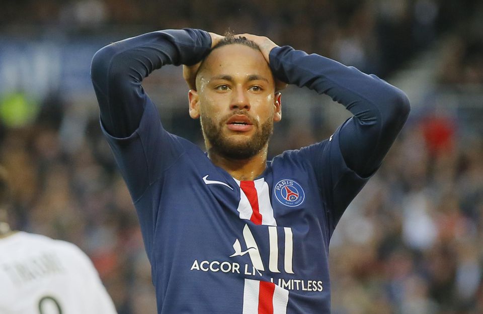 Útočník Paríža Saint-Germain Neymar.