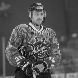 Smutná správa z KHL, dvadsaťdeväťročný Mnatsjan podľahol rakovine