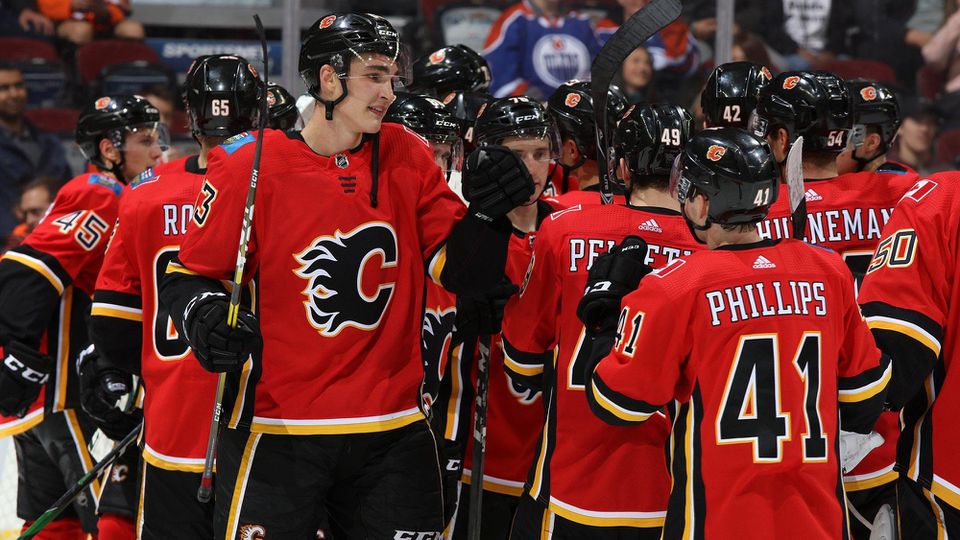 Adam Ružička v Calgary Flames.