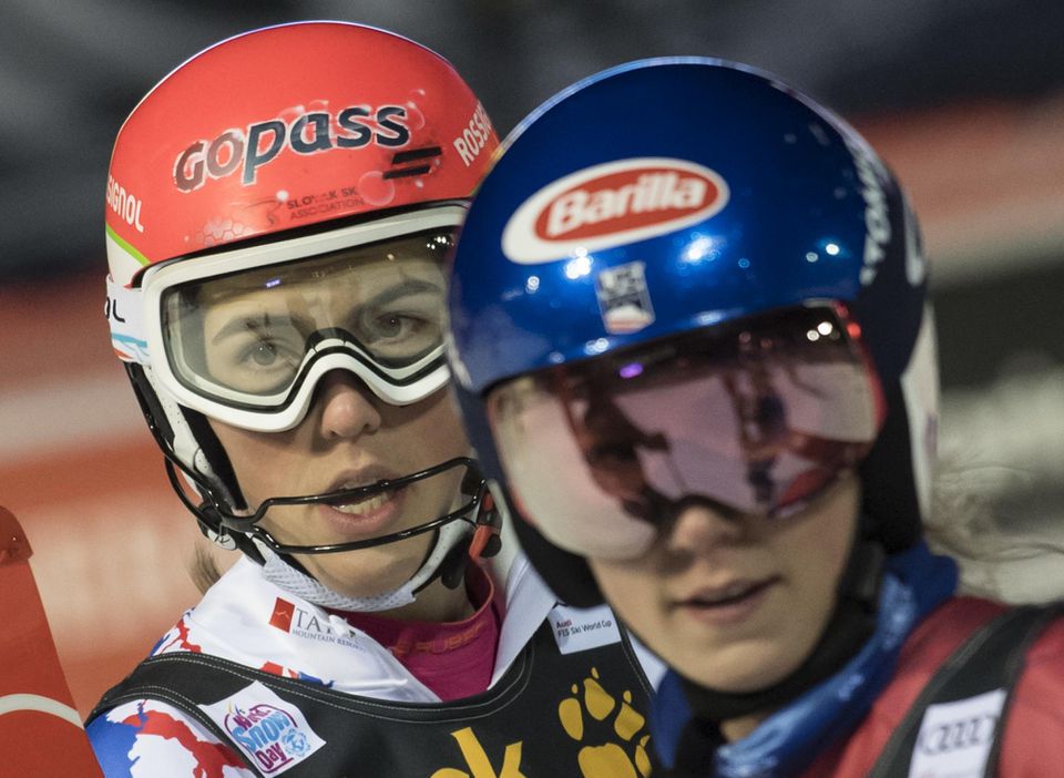 vľavo slovenská lyžiarka Petra Vlhová a vpravo Mikaela Shiffrinová