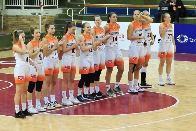Basketbalistky MBK Ružomberok.