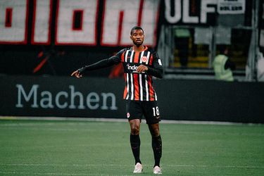 Eintracht Frankfurt bude štyri týždne bez obrancu Toureho