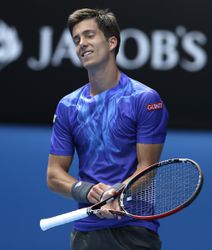 ATP Méty: Bedene cez Simona do štvrťfinále, úspešný aj Carreno-Busta