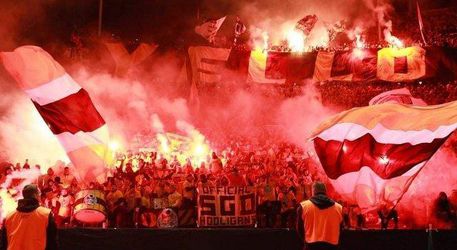 FOTO+To je oddanosť! Na zápas Hertha - Drážďany prišlo 30 tisíc fanúšikov hostí