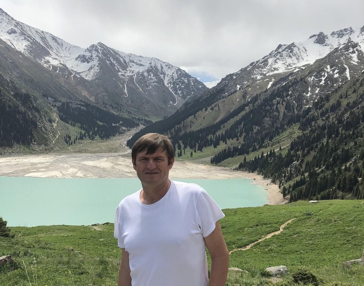 Michal Hipp si v Kazachstanu užíva aj prírodné krásy krajiny.