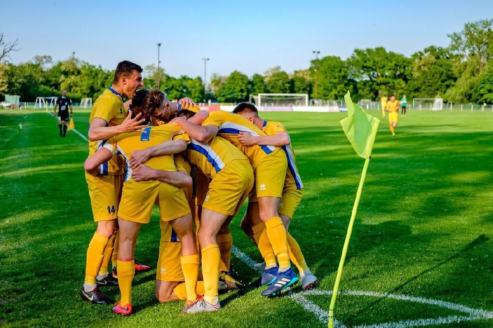 Futbalisti FK Pohronie.