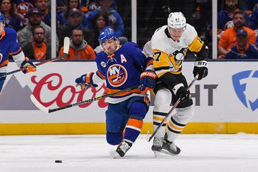 NHL: Obranca Boychuk bude Islanders chýbať 3 až 4 týždne 