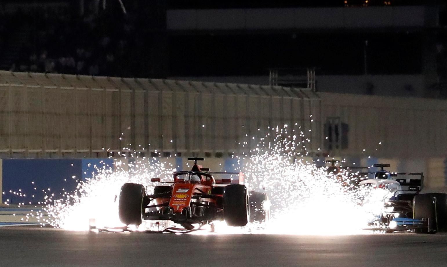 kolízia Sebastiana Vettela v Bahrajne