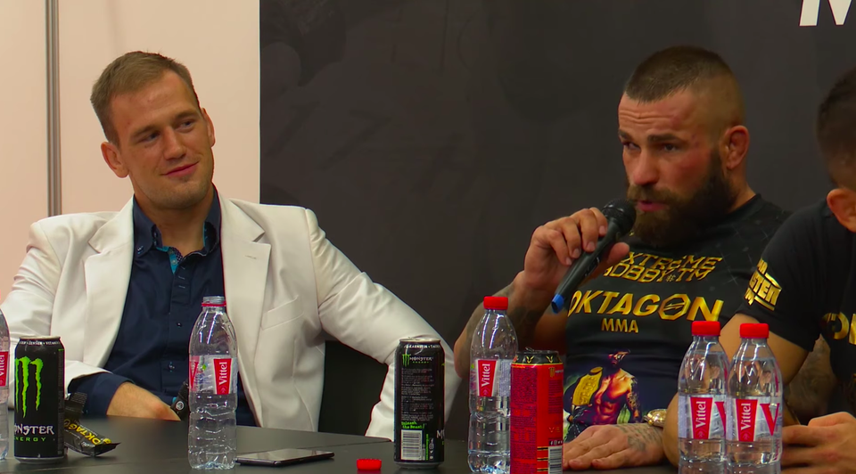 Viktor Pešta a Karlos Vémola sa na tlačovej konferencii dostali do konfliktu.