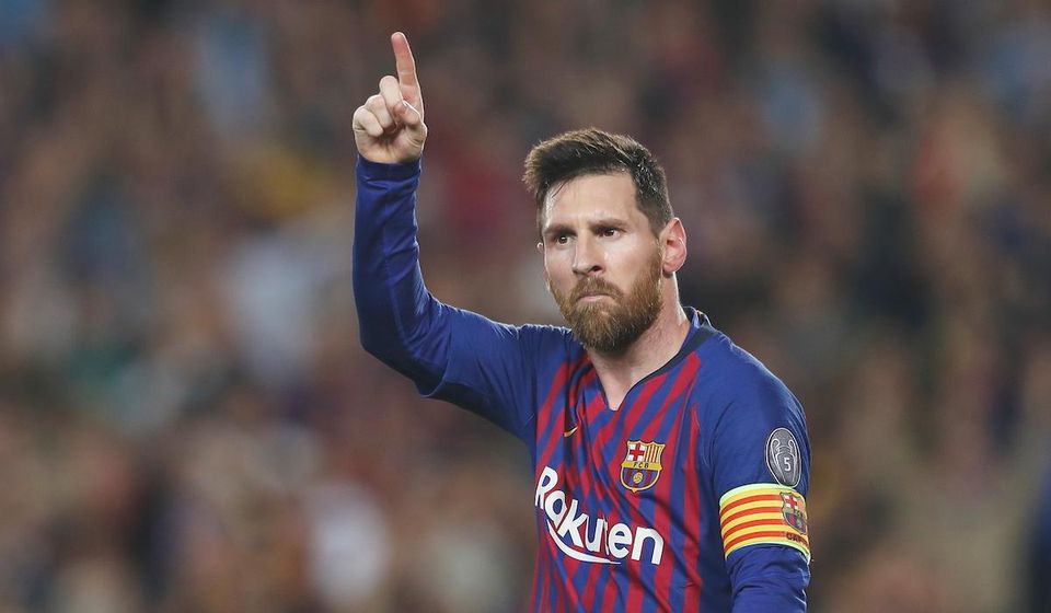 Lionel Messi a jeho víťažné gesto.