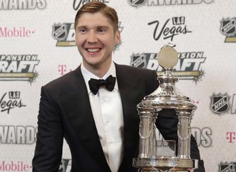 Bobrovskij už nechce tretiu Vezinovu trofej: Môj hlavný cieľ je Stanleyho pohár