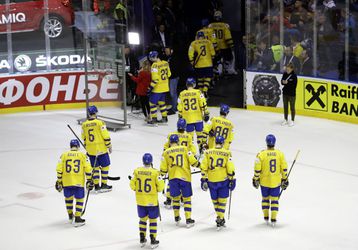 Sklamaní Švédi hneď po štvrťfinále odcestovali domov, Fíni chcú zopakovať slovenské zlato