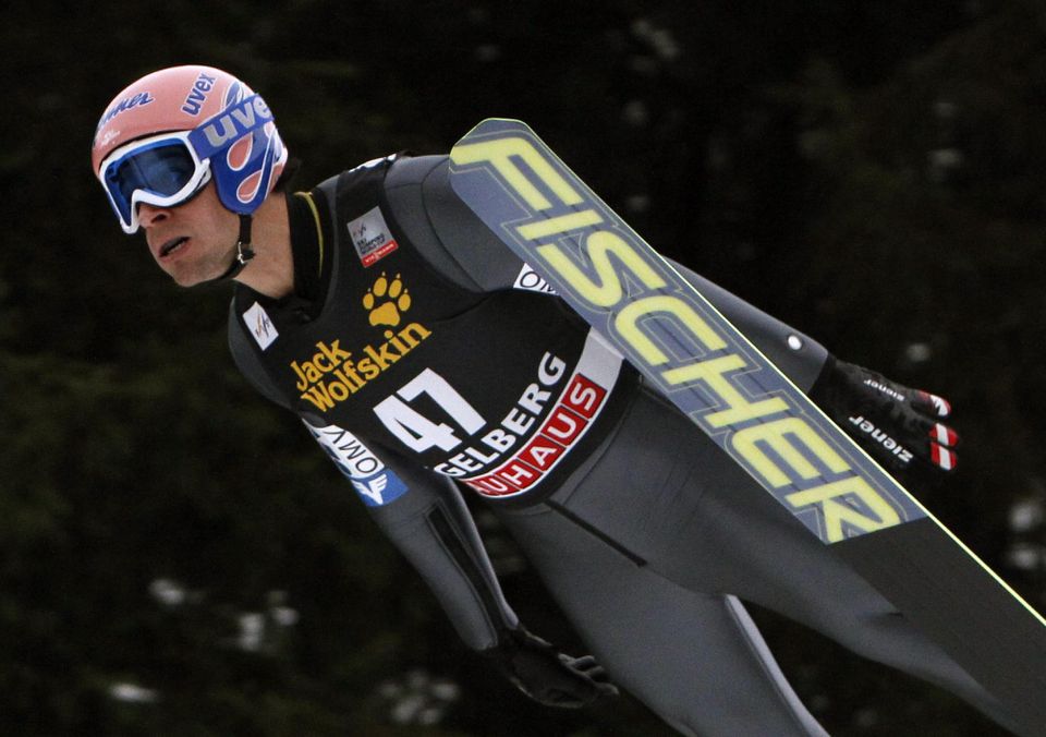Rakúsky skokan na lyžiach Andreas Kofler.