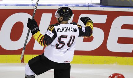Zmluvu v NHL si na MS v hokeji vybojoval aj mladý nemecký útočník