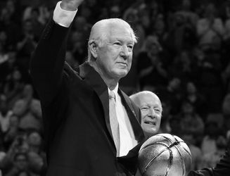NBA: Vo veku 79 rokov zomrela legenda Bostonu s českými koreňmi John Havlicek