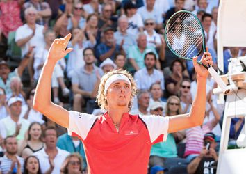 ATP Hamburg: Obhajca titulu si poradil so Chardym, do semifinále aj A. Zverev