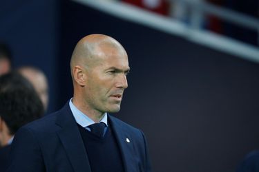 Smutné správy pre Real Madrid. Zidane opustil prípravu po úmrtí v rodine, hráči držali minútu ticha