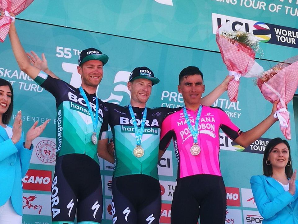 Írsky cyklista Sam Bennett z tímu Bora-Hansgrohe sa stal víťazom druhej etapy na 55. ročníku pretekov Okolo Turecka.