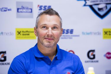 Legendárny hokejový obranca Ľubomír Višňovský sa do hokeja vráti po oddychu