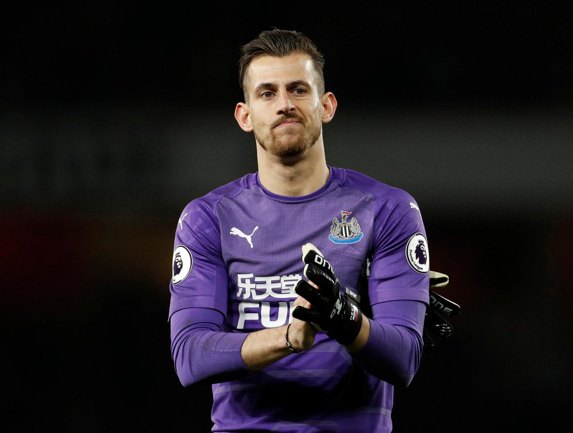 Slovenský brankár v službách Newcastle United Martin Dúbravka.