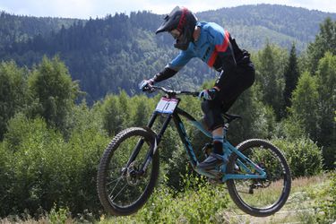 Horská cyklistika: Adam Rojček štvrtý, Baránek deviaty na ME v zjazde