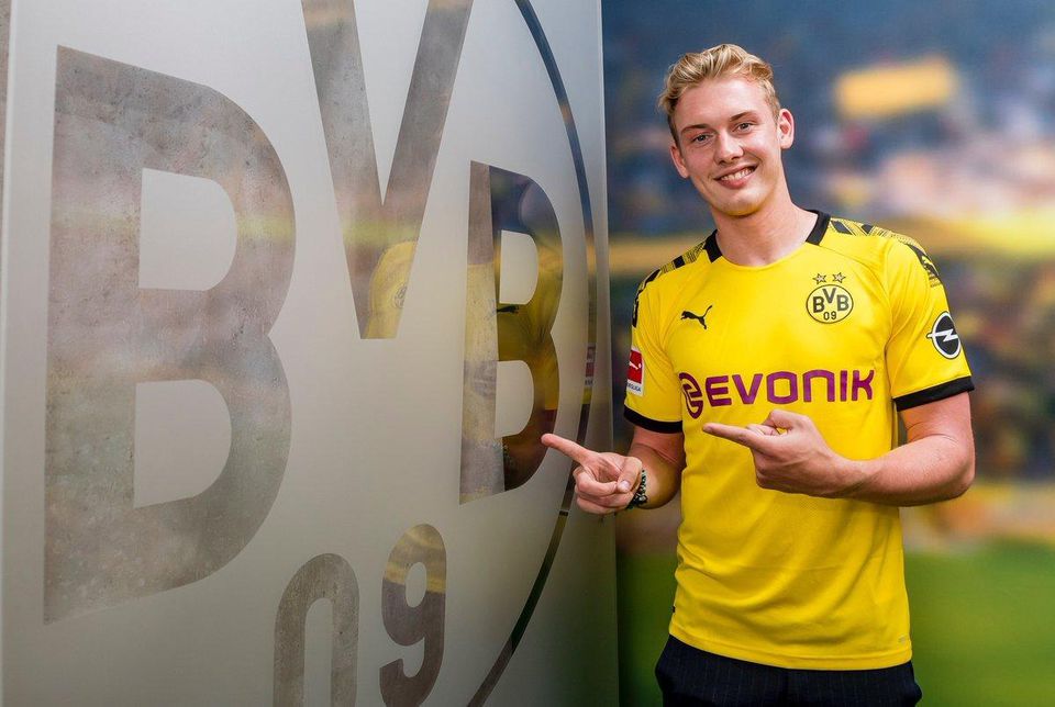 Julian Brandt posilnil Borussiu Dortmund