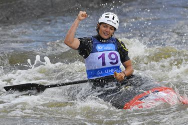Vodný slalom-MSJ: Škachová získala bronz